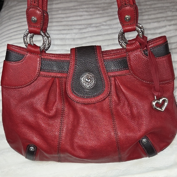 BRIGHTON RED And BLACK Pebbled Leather Silver Hardware Vintage Handbag Purse EUC - Picture 3 of 15